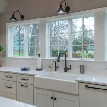 White Kitchen Sink With White Cabinets
