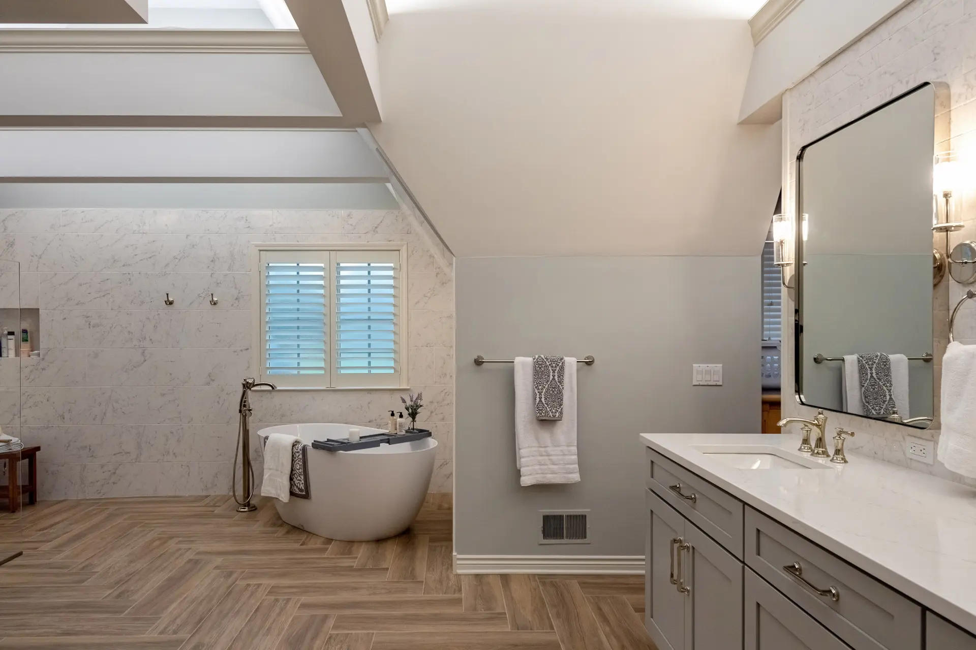Spacious Primary Bathroom with Soaking tub and Walk In Shower