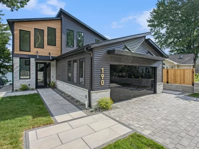 crooked-lake-modern-home-street-view-pennings-and-sons-aspect-ratio-400-300